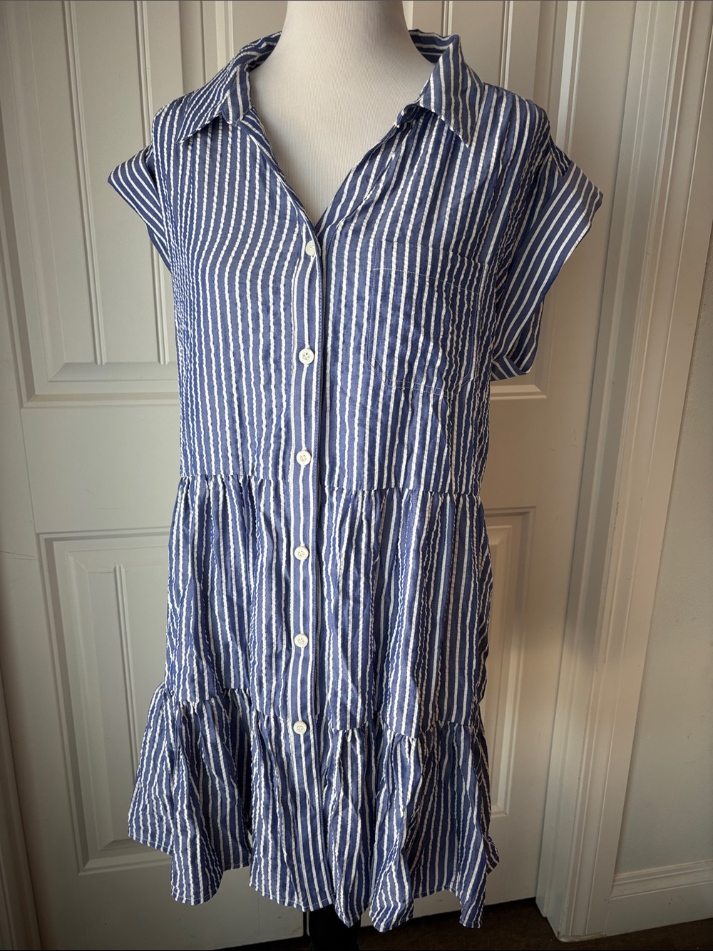 Tommy Hilfiger NWT ♥️💙 Blue and White Striped Button-Front Dress